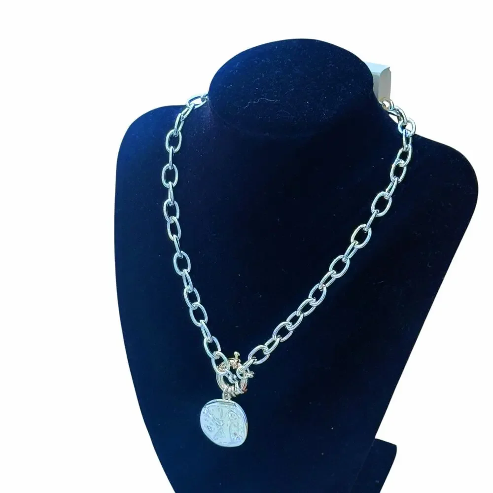 J. Crew Hammered Pendant Chain Necklace Silver Tone Round Medallion BY619 NWT